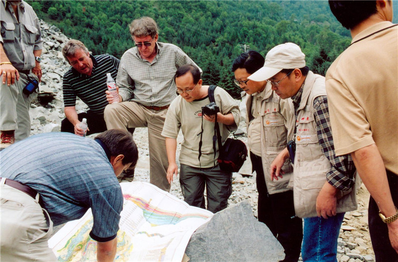 中国-南非合作开发杨柳坪铂镍矿.jpg