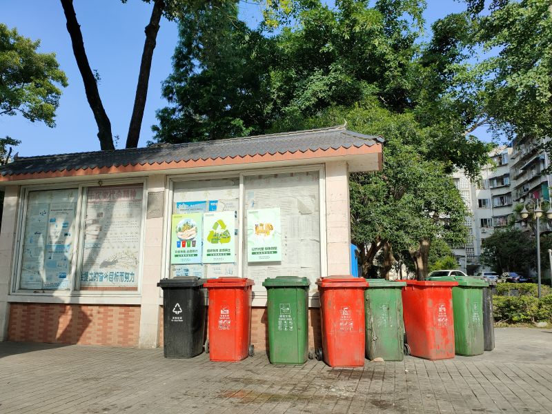 图2-张贴纸质主题海报.jpg