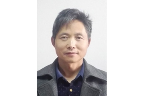 李成富